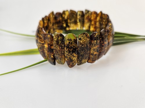 Bracciale ambra verde - in,