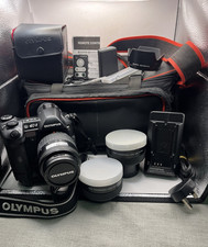 Olympus E-1 DSLR professionale