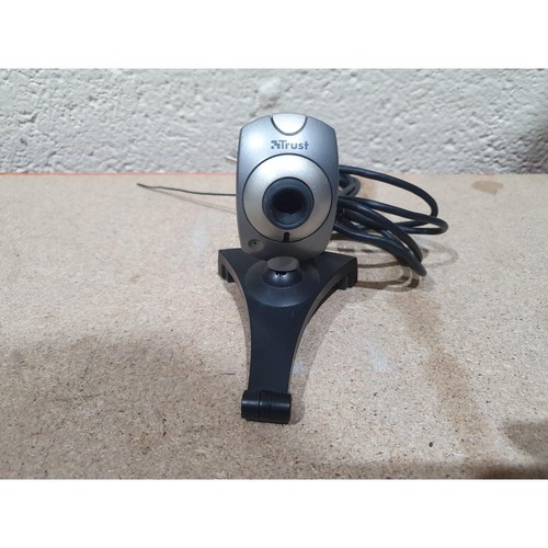 Trust communicator web camera - communicator,
