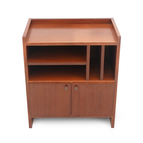 Credenza con vani - , giorno