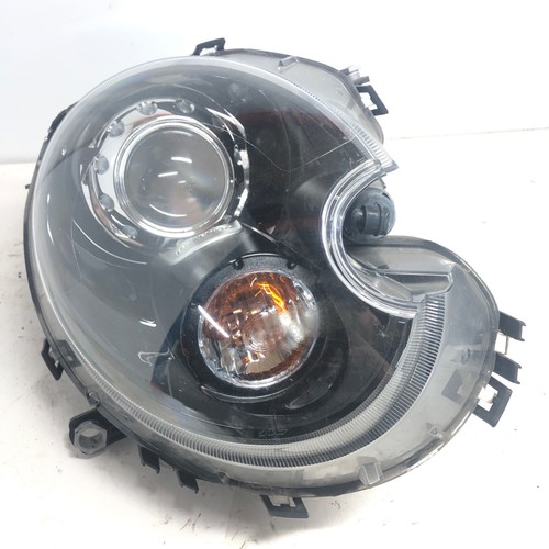 Faro proiettore anteriore
