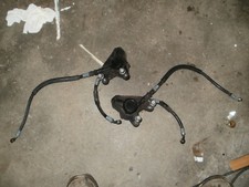 2 etriers avant suzuki 550 gsx