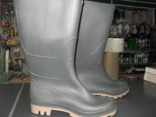 STIVALI IN GOMMA ANTISCIVOLO