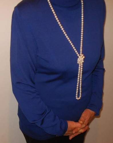 Elegante laccio lungo perle