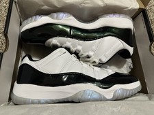 Jordan 11 basso smeraldo