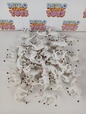 MIXED LOT 36 ANIMALS CRIB CRIB