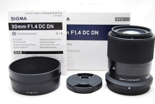 Sigma 30mm dn aps c - sigma,