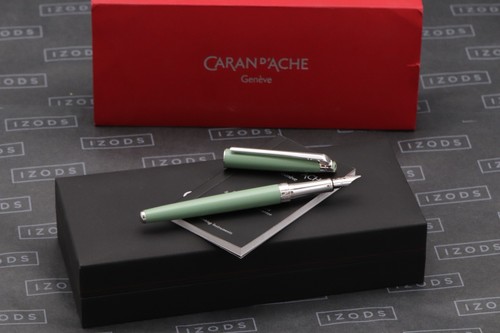 Caran ache leman - d'ache, vert