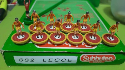 Subbuteo lecce ref 632 - subbuteo,
