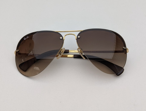 Occhiali da sole - 🕶️,
