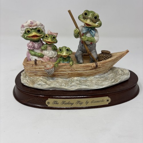 Little nook frog family - nook,