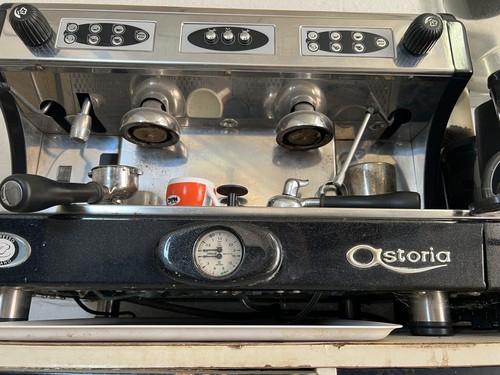Macchina del caffe astoria - caffe,