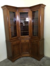 Antica libreria angolare tre