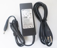 Adattatore AC originale 19V 4.74A nuovo per Samsung Q1, Q1 Ultra, Q35, Q40, Q45, Q70