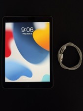 Apple iPad Air (2nd Gen) 9.7"