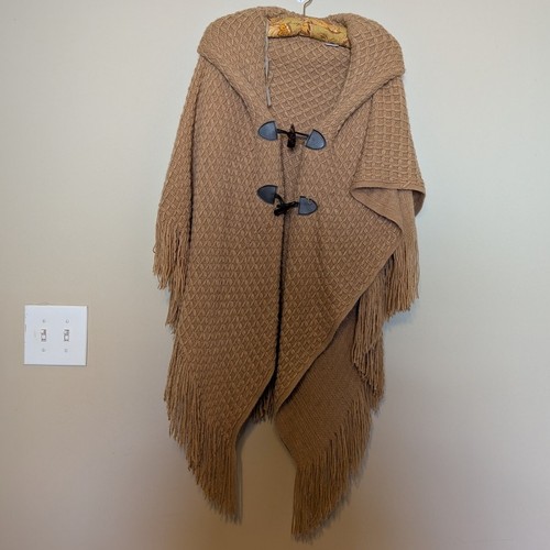 Poncho saks fifth avenue - poncho,
