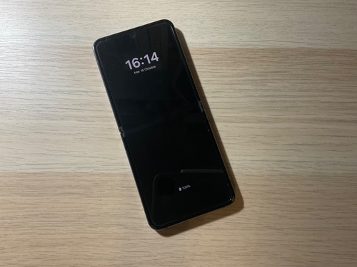 Samsung galaxy flip 5g - galaxy,