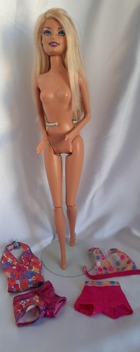 Loto barbie piscina - barbie, muove