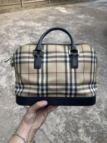 Authentic burberry london - burberry,