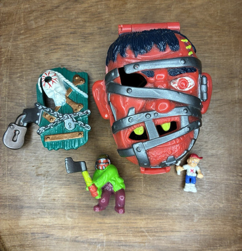 Mighty max tangles with - max,