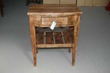 Comodino in legno massello con