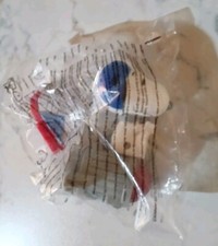 SNOOPY HAPPY MEAL MC DONALD'S