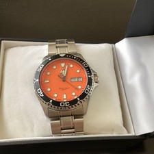 Orient Ray diver carica