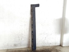 30763661 MINISKIRT UNDER DOOR