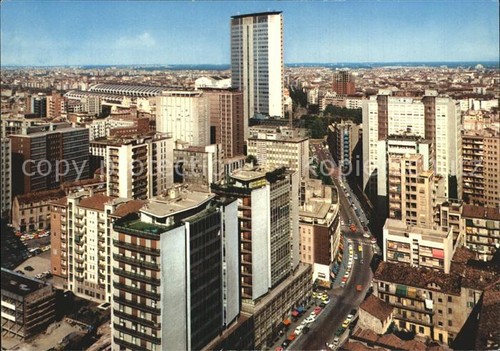 Milano via pirelli centro - via,