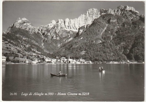 Lago alleghe belluno - di,