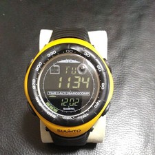 Orologio da polso SUUNTO VECTOR giallo nero altimetro barometro bussola esterno