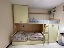 Cameretta a ponte 2 letti, un materasso, cm 298x92h252h colore giallo chiaro