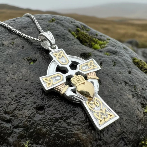 Collana con croce - , claddagh