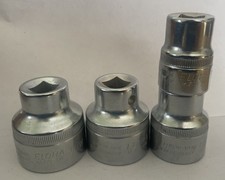 Elora NR 770-LWSquare Drive