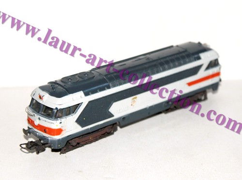 Lima 208036 locomotive - lima, ho