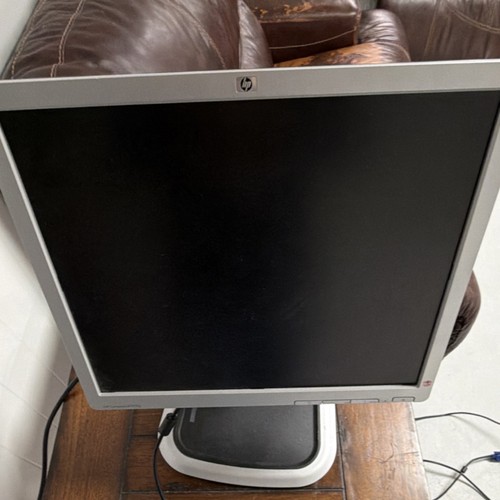 Compaq la1951g lcd - 2, 19"