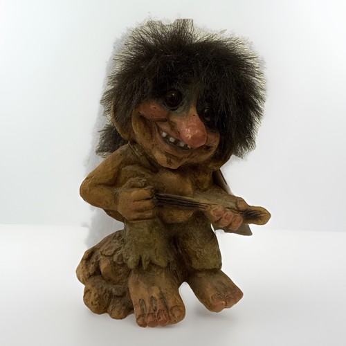 Nwt nyform troll playing - nwt,