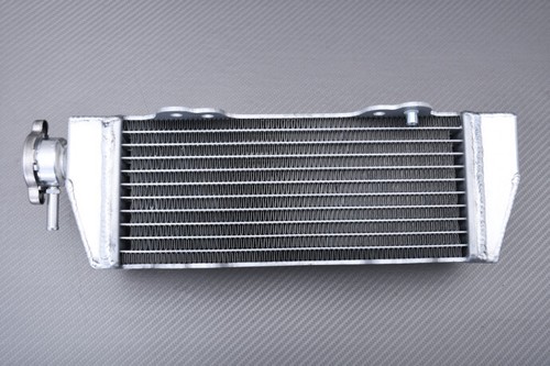 Radiatore acqua sinistro - radiatore,