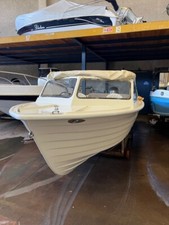 barca a motore - Pilotina Solcio - Mt. 5  restaurata Motore Yamaha 40 CV Nuovo