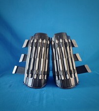 the batman gauntlet flexible impermeable  for cosplay , collector