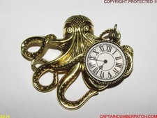 spilla steampunk distintivo