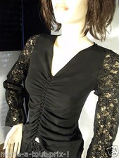 ELLIOTT Paris Black V-neck