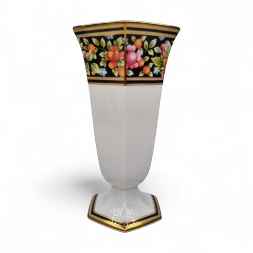 Vaso wedgwood clio - clio, fiori