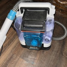 Pulitore tappezzeria e tappeti