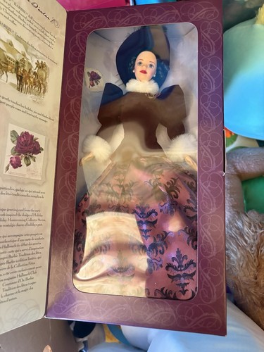 Holiday traditions barbie - traditions,