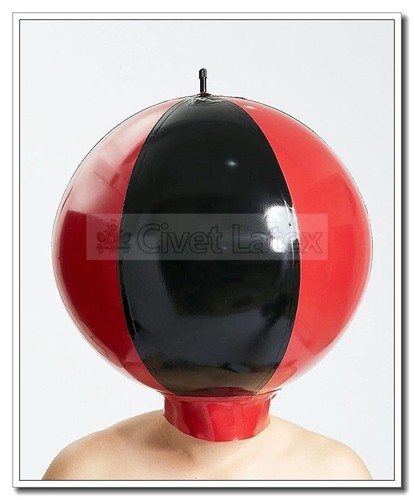 Maschera con cappuccio - , in
