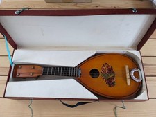 Mandolino strumento musicale artigianale Vintage.