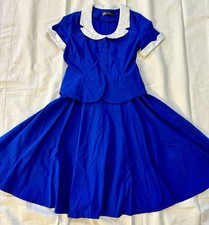 Abito blu retrò bianco colletto e top con bottoni. Rockabilly, Lucille Ball,