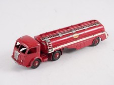 Dinky Toys F N° 32C Panhard