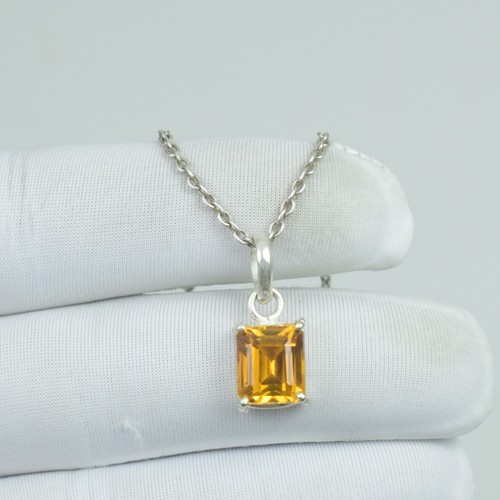 Collana zaffiro arancione